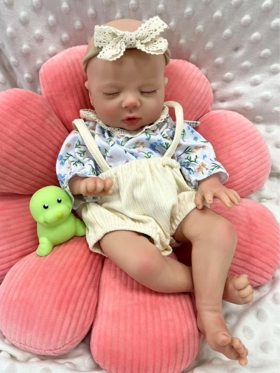 Фото: Силиконовая кукла Реборн девочка Снежана, 33 см-2 Силиконовая кукла Реборн девочка Снежана, 33 см-2