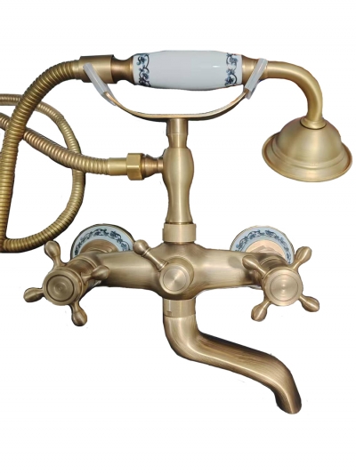 Ретро смеситель для ванной AltMix с лейкой-2