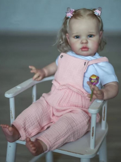 Мягконабивная кукла реборн Эмма, 60 см-6