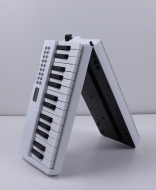 Цифровое пианино FlexKeys white складное USB+Bluetooth+MIDI, 61 клавиша